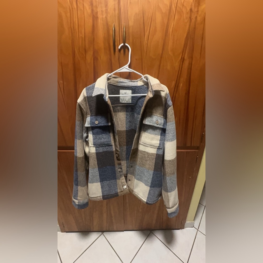 Hollister flannel jacket(L)